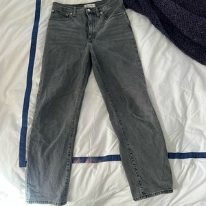 Madewell the Perfect Vintage straight leg Jean size 27, black wash